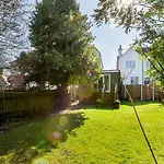 Guestready - Charming Studio With A Private Garden