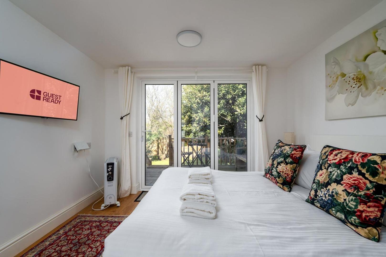 Guestready - Charming With A Private Garden Appartamento Londra